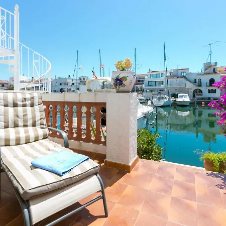 Holiday home Holiday Port Argonautes Empuriabrava