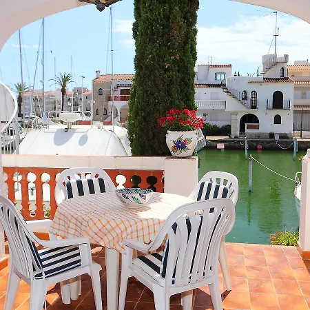 Holiday Port Argonautes Holiday home Empuriabrava